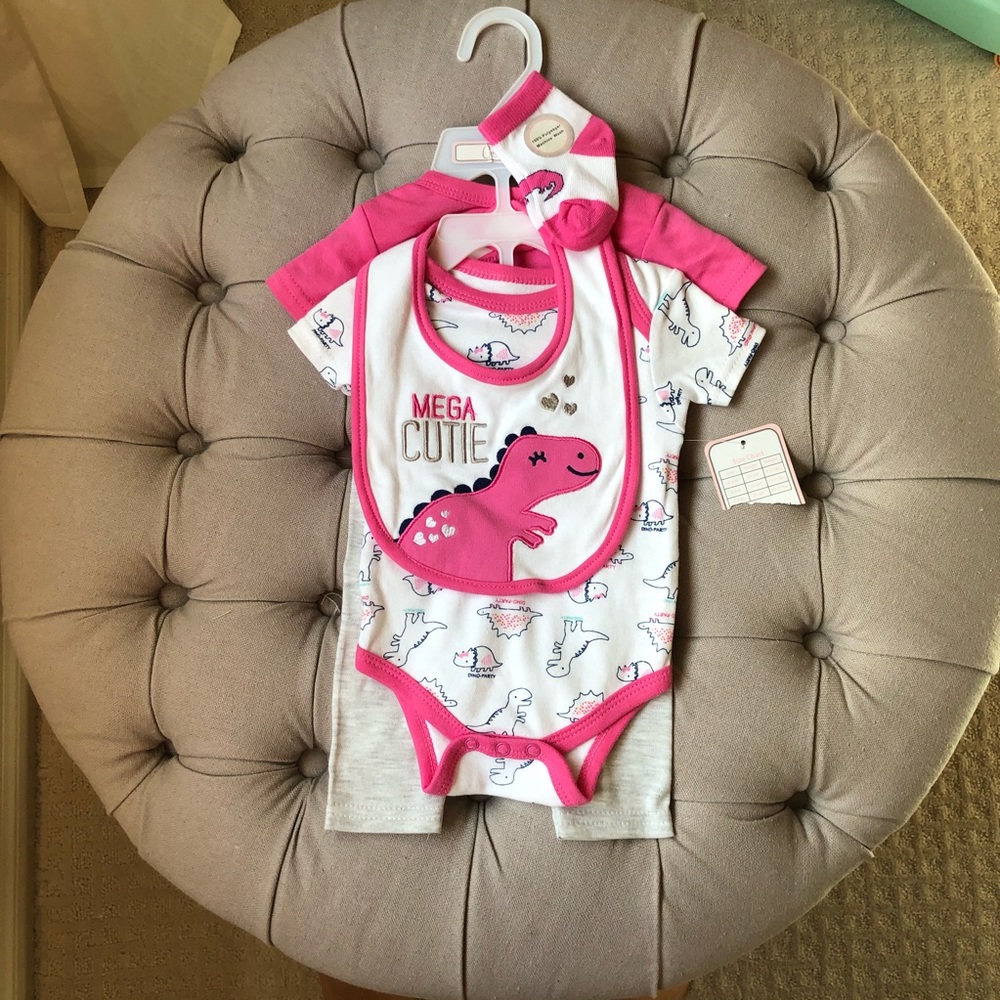 5 piece dinosaur set